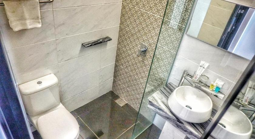 Bathroom 6