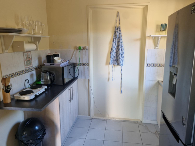 Others 5, A house with a separate entrance and kitchen, City of Cape Town