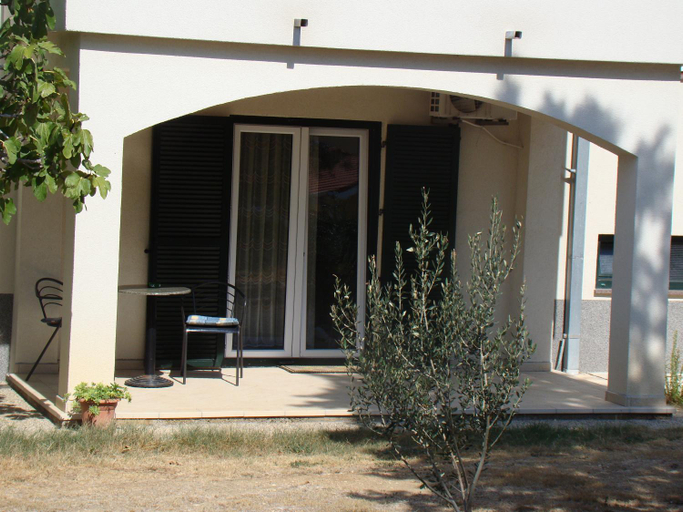 Others 5, Apartment House Nono, Povljane