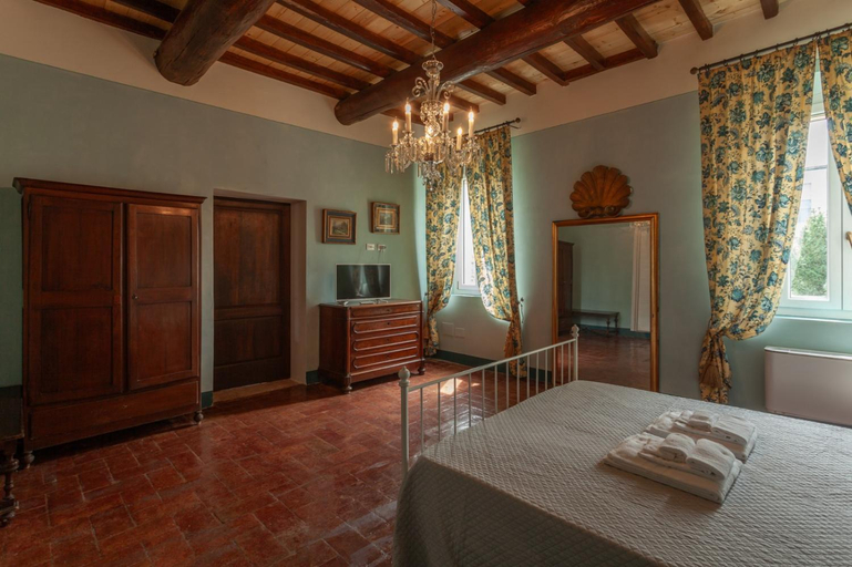 Others 2, Villa Cairoli Gonzaga, Mantua