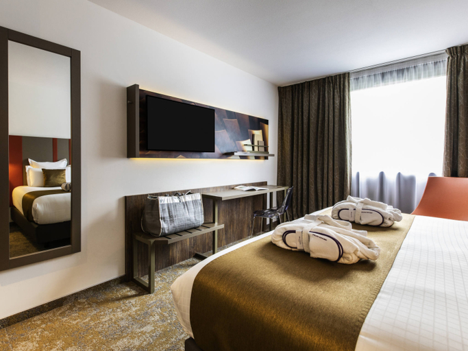 Bedroom 3, Mercure Belfort Centre, Territoire de Belfort