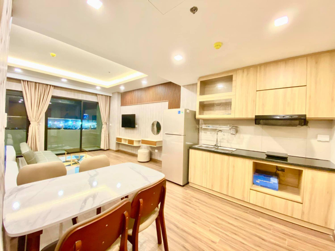 Dining Room 8