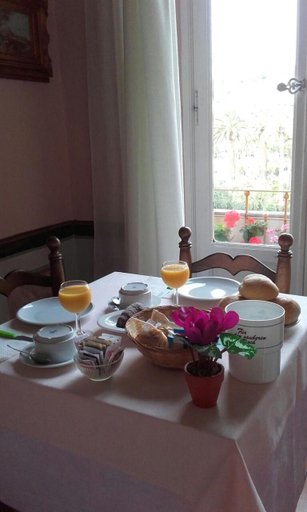 Albergo Bandoni, Genova