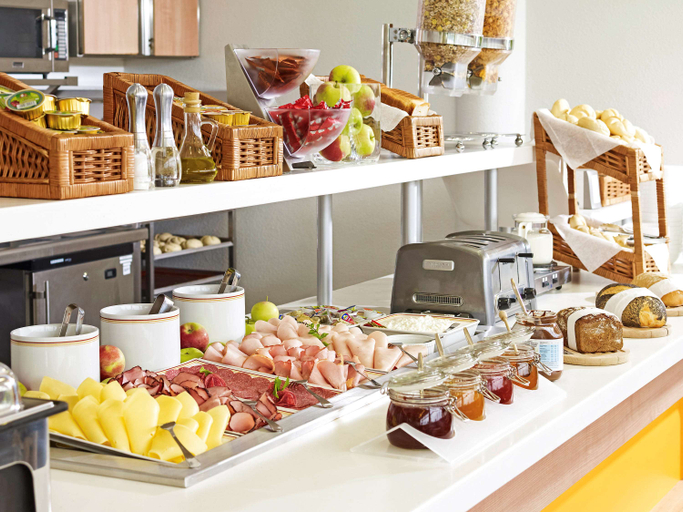 Food & Drinks 5, ibis budget Katowice Centrum, Będzin