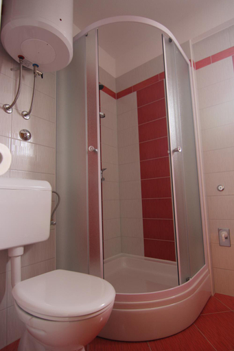 Bathroom, Apartments Tresnja, Podstrana