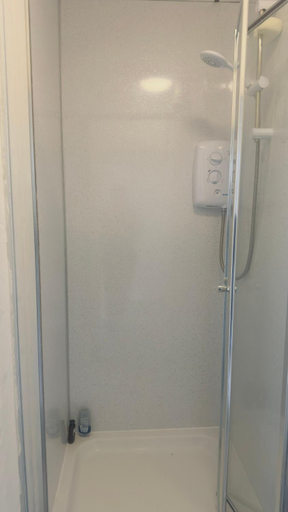 Others 3, Budget Rooms, Highland