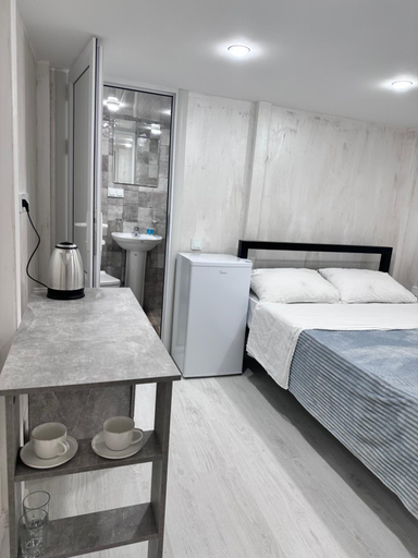 Bedroom 2, Mandarin Hotel, Yerevan