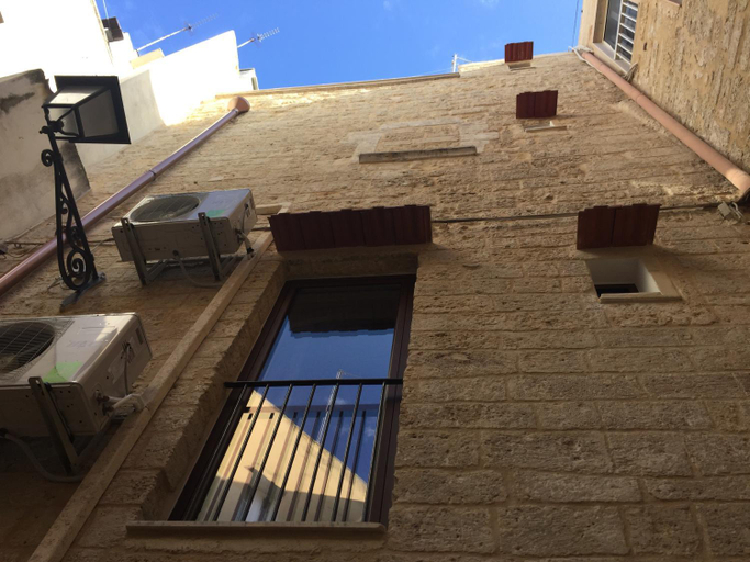 Others 5, B&B 62 Marinai, Bari