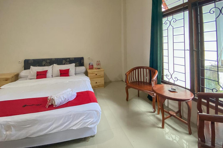 Bedroom 8