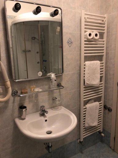 Bathroom 4, Alloggi Santa Sofia, Venezia