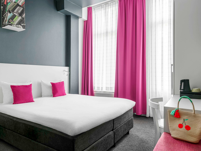 Bedroom 3, ibis Styles Amsterdam Amstel, Amsterdam