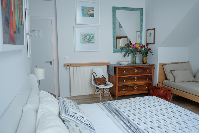 Others 5, Hostal Casa Limon, Cádiz