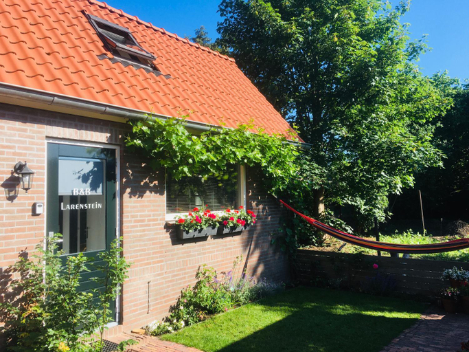 B&B Larenstein logeren in een tiny house, Arnhem