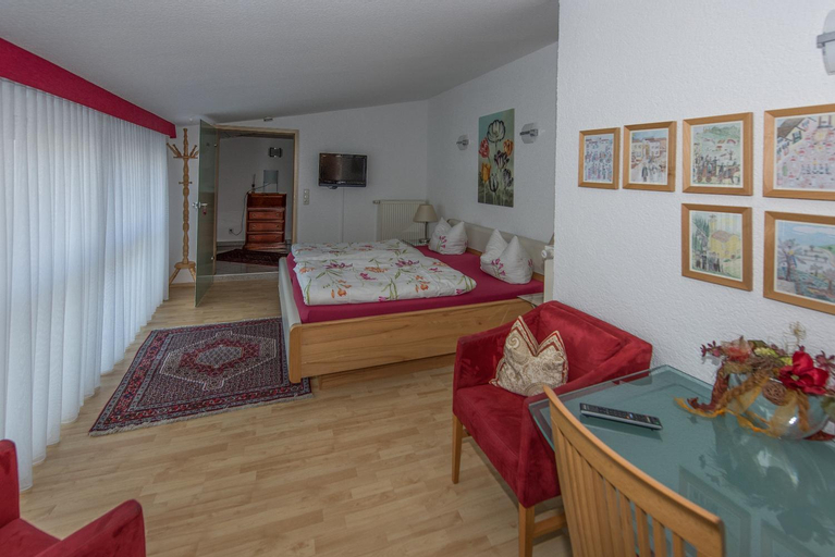 Bedroom 10