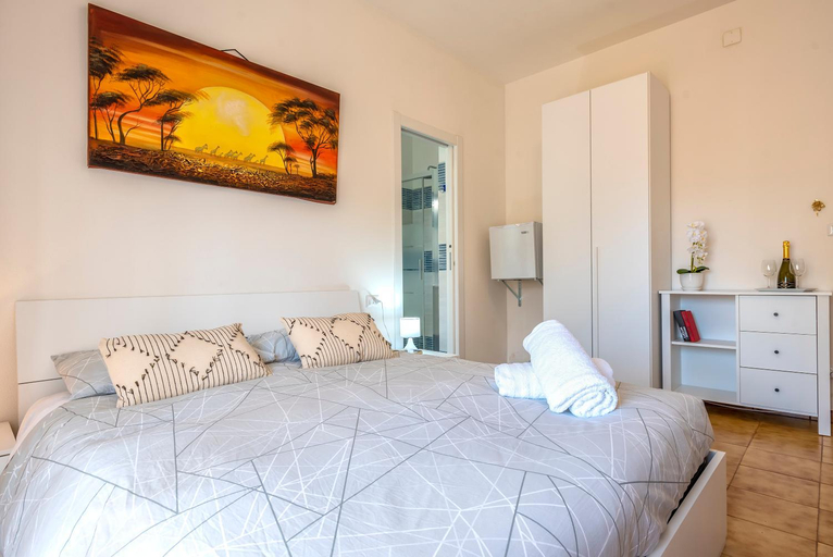 Others 3, Sardinia rooms, Sassari