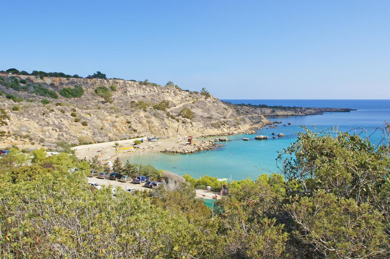 Others 4, Villa Amity