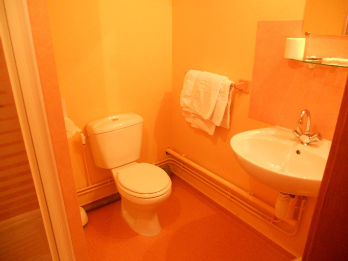 Bathroom 3