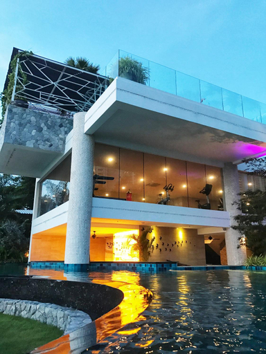 Pattaya Private Beach Luxury Home, Pattaya