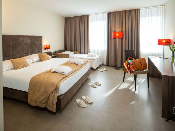 Bedroom 2, Hotel Mercure Graz City, Graz