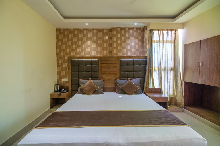 Others 4, Hotel Parnil Palace, Kamrup Metropolitan