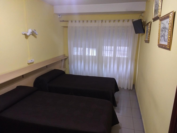 Others 4, Hostal San Jorge, Zaragoza