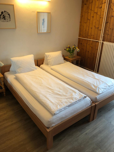 Bedroom 2, Hotel Restaurant Heidihof, Landquart