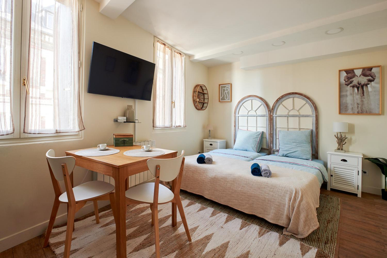 Bedroom 3, Village sur Mer, Calvados