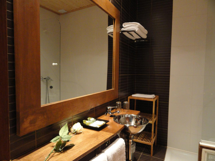 Bathroom 4, Hotel Rural El Valle, Madrid