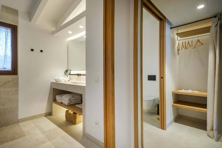 Bathroom 4, Fincahotel Treurer - Olive Grove & Grand House - Adults Only, Baleares