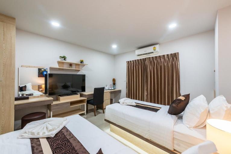 Bedroom 8