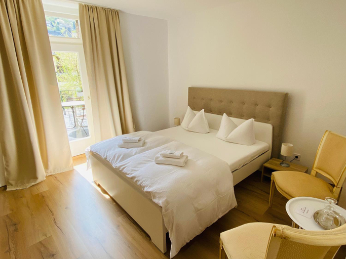 Bedroom 10