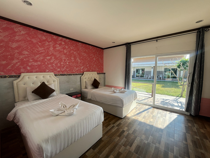 Bedroom 2, U-Thong Garden Resort, Muang Lampang