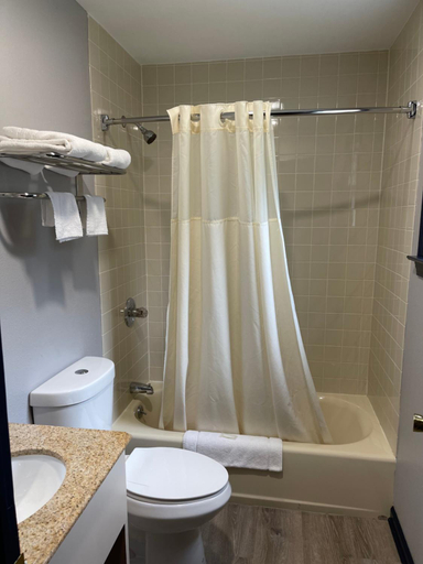 Bathroom 2