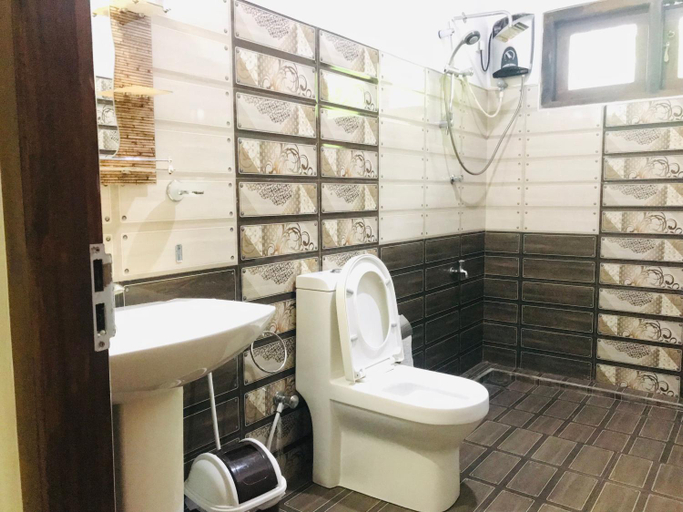 Bathroom, Sigiriya Ranasinghe nature Villa, Dambulla