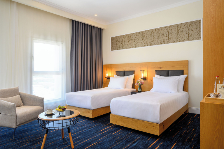 Bedroom 4, OAKS HOTEL