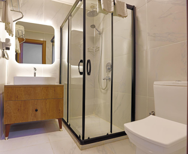 Bathroom 3, Rest&More by Dedeman Mardin Kızıltepe, Kızıltepe