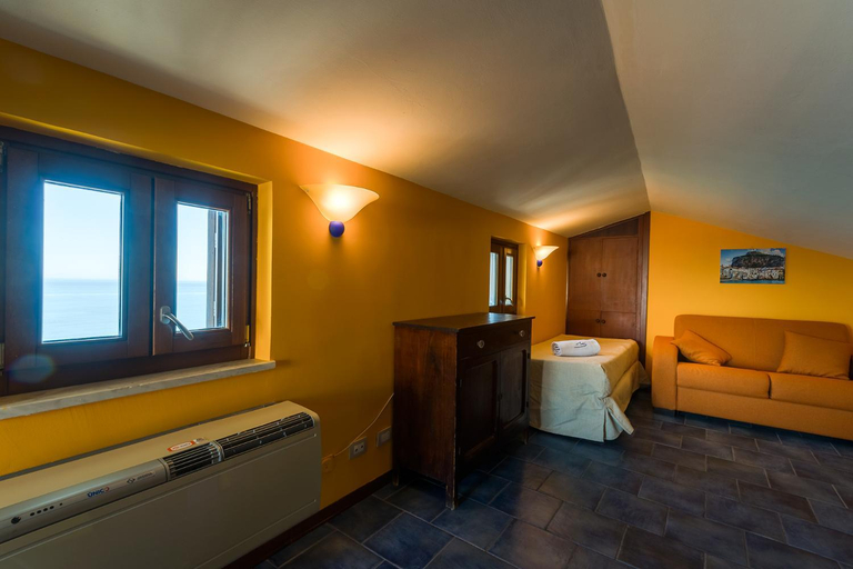 Others 3, MiraMare Residence Cefalu, Palermo