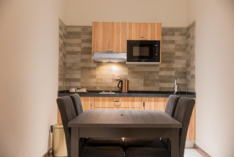 Dining Room 8