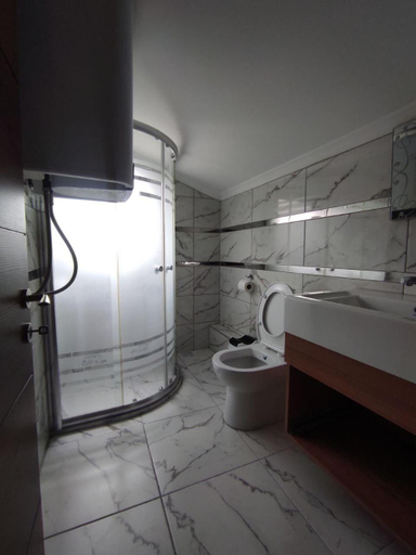 Shower, Bengisu suites, Merkez