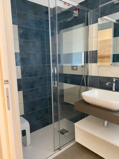 Bathroom 2, Naturamare B&B, Cosenza
