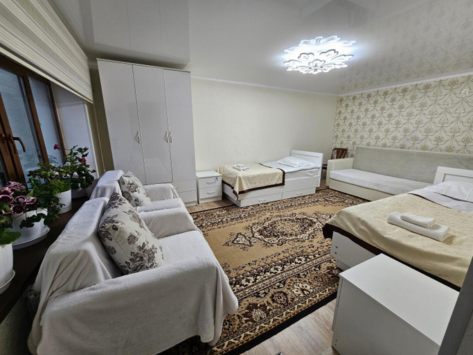 Others 5, Guest House Tenir Too, Naryn