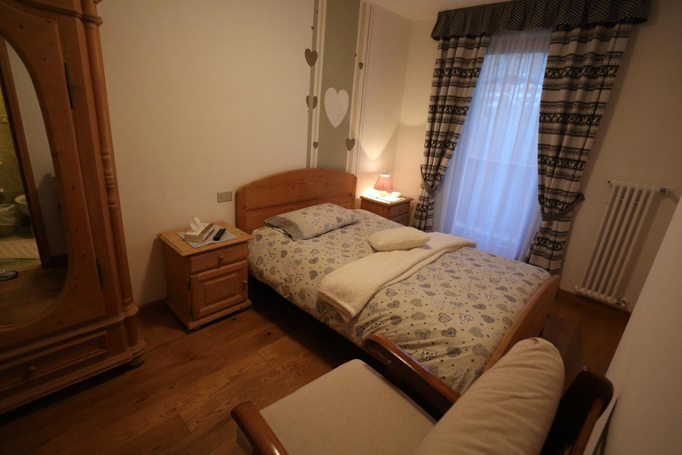 Others 5, Garni Miravalle, Trento