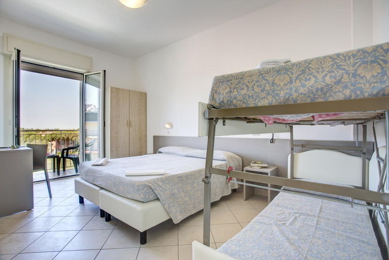 Bedroom 3, HOTEL AMEDEA, Ravenna