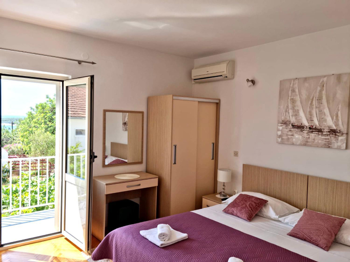 Others 4, Apartments Nikola Stipisic, Hvar