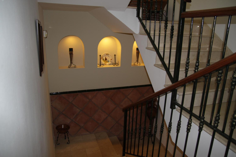 Facilities 5, Easy Nerja Guesthouse, Málaga