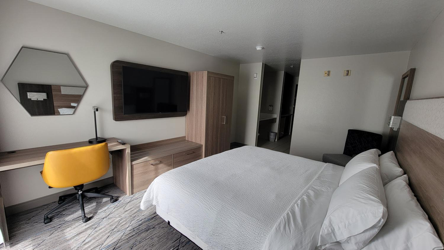Bedroom 5
