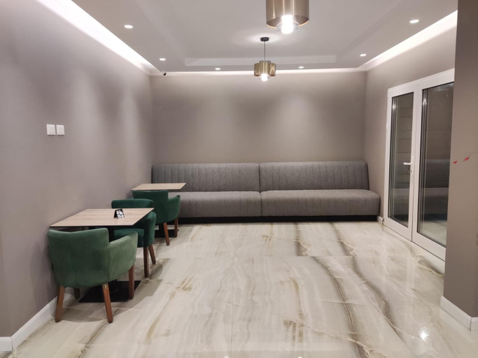 Public Area 2, DIMAL CASTLE, Beratit