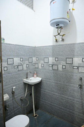 Bathroom 3, Hotel Jeevan Sathi By GRB, Faizabad