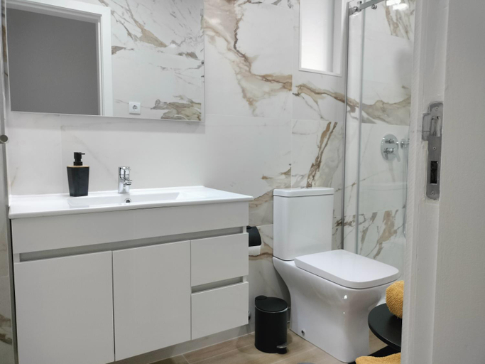 Bathroom 2, Alojamento Andorinhas, Matosinhos