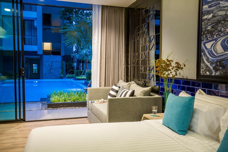 Bedroom 12